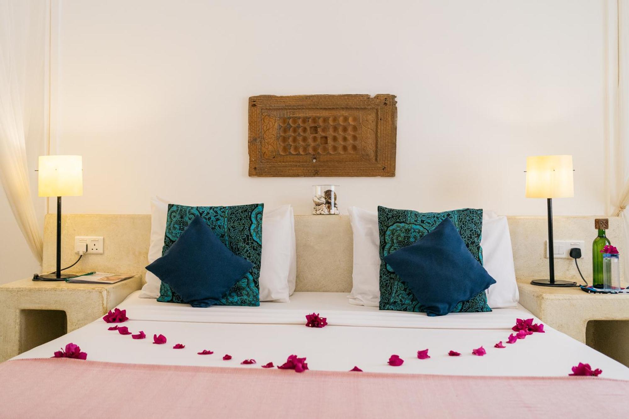 Sharazad Boutique Hotel Джамбиани Экстерьер фото