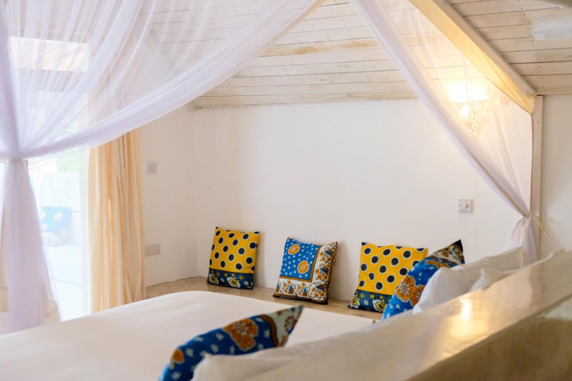 Sharazad Boutique Hotel Джамбиани Экстерьер фото